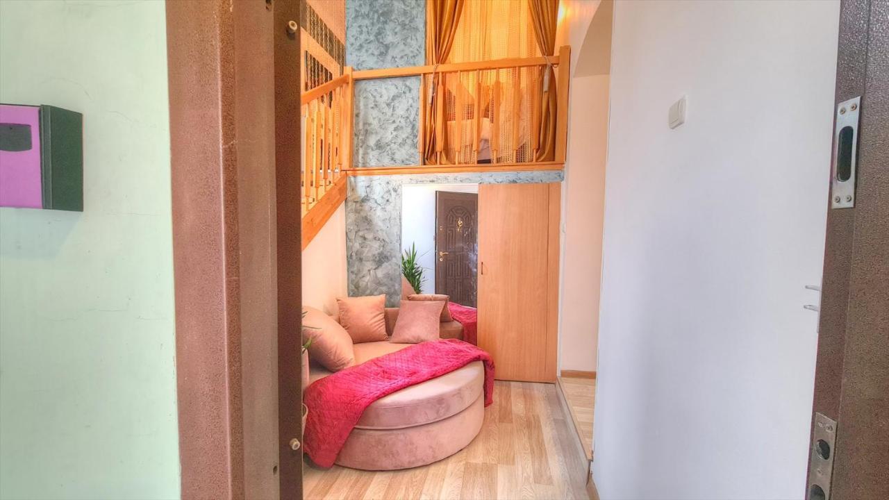 Apartamento Royal Mansion In Unirii Square Cluj-Napoca Exterior foto